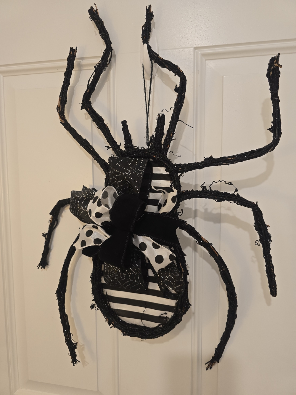 Black & White Decorative Spider Door Hanging Wreath Hallowern